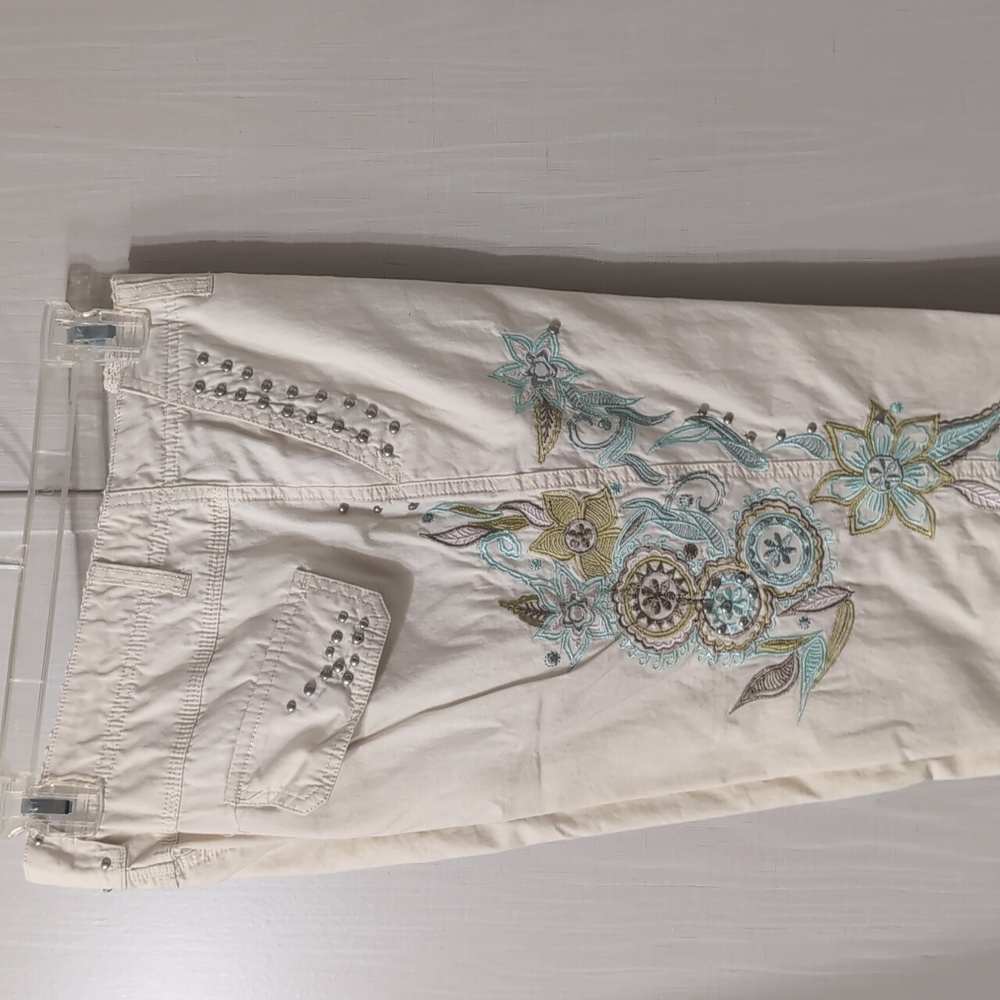 Venus Capri embroidered sides summer